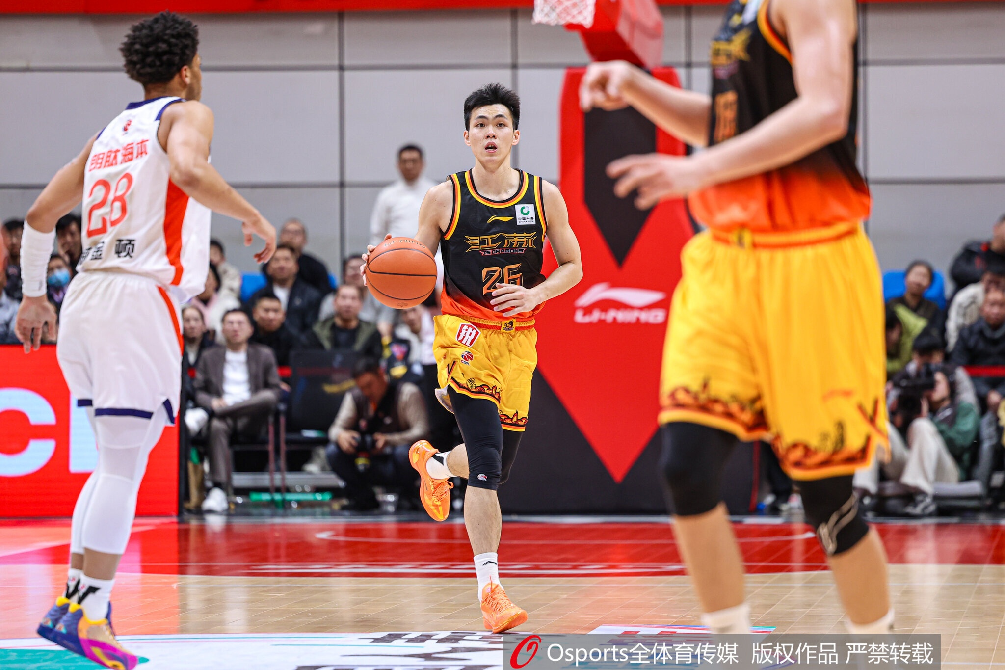 亚博体育改名-媒体人谈庞峥麟：顶级控卫！CBA欧文！他拿着ETC随意穿梭山东高速